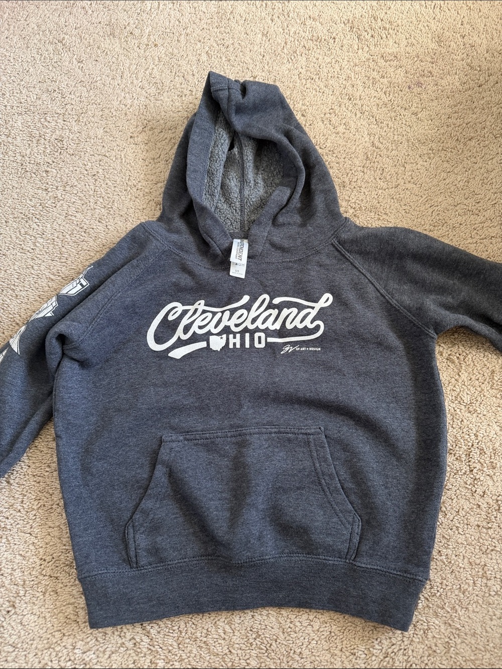 GV Art Kids Cleveland Hoodie Size 5/6